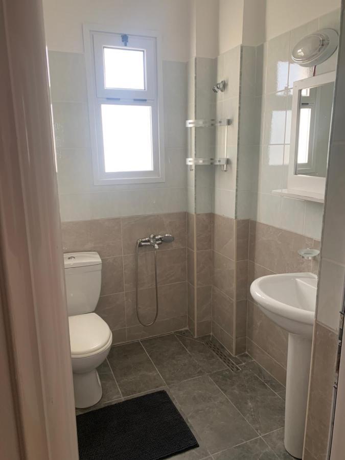 Casa Vacanze Nail Vlorë Екстериор снимка